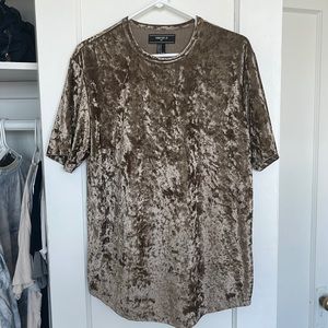 Men’s Forever 21 Size Medium Crushed Gold Velvet Tee